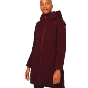 Lululemon Snow Warrior Parka Sz 8 Burgundy (Cassis)